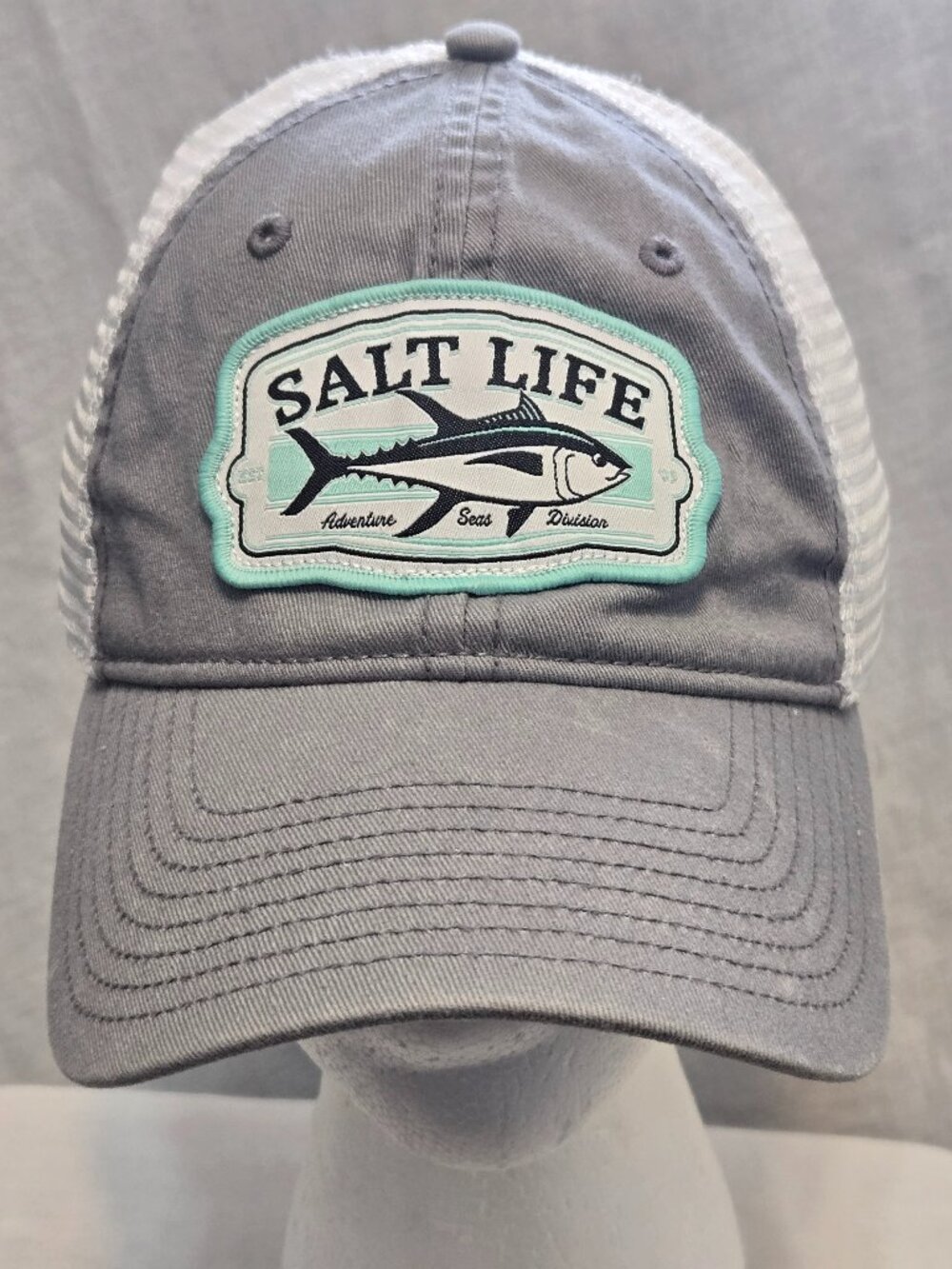 Salt Life Gray White Mesh Patch Trucker Hat Baseball Marlin Cap one Sz SnapBack